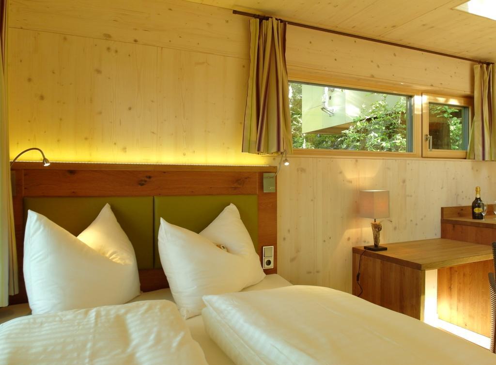 Baumhaus Lodge Schrems Schrems  Oda fotoğraf